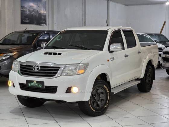 TOYOTA HILUX 3.0 STD 4X4 CD 16V TURBO INTERCOOLER DIESEL 4P MANUAL TOYOTA HILUX 3.0 STD 4X4 CD 16V TURBO INTERCOOLER DIESEL 4P MANUAL